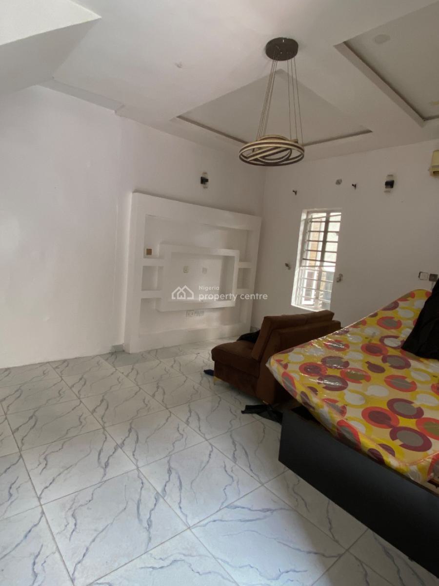 Luxury Spacious Studio, One Room &open Kitchen, Lekki Conservative Center , in a Secured Estate, Lekki, Lagos, Self Contain (single Rooms) for Rent