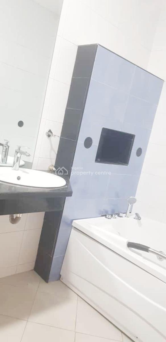 Decent  3 Bedroom Flat, Ikeja Gra, Ikeja, Lagos, Flat / Apartment for Rent