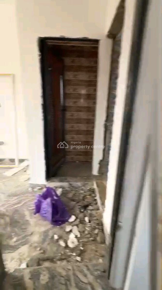 Standard and Spacious Mini Flat, Ladilak, Shomolu, Lagos, Mini Flat (room and Parlour) for Rent