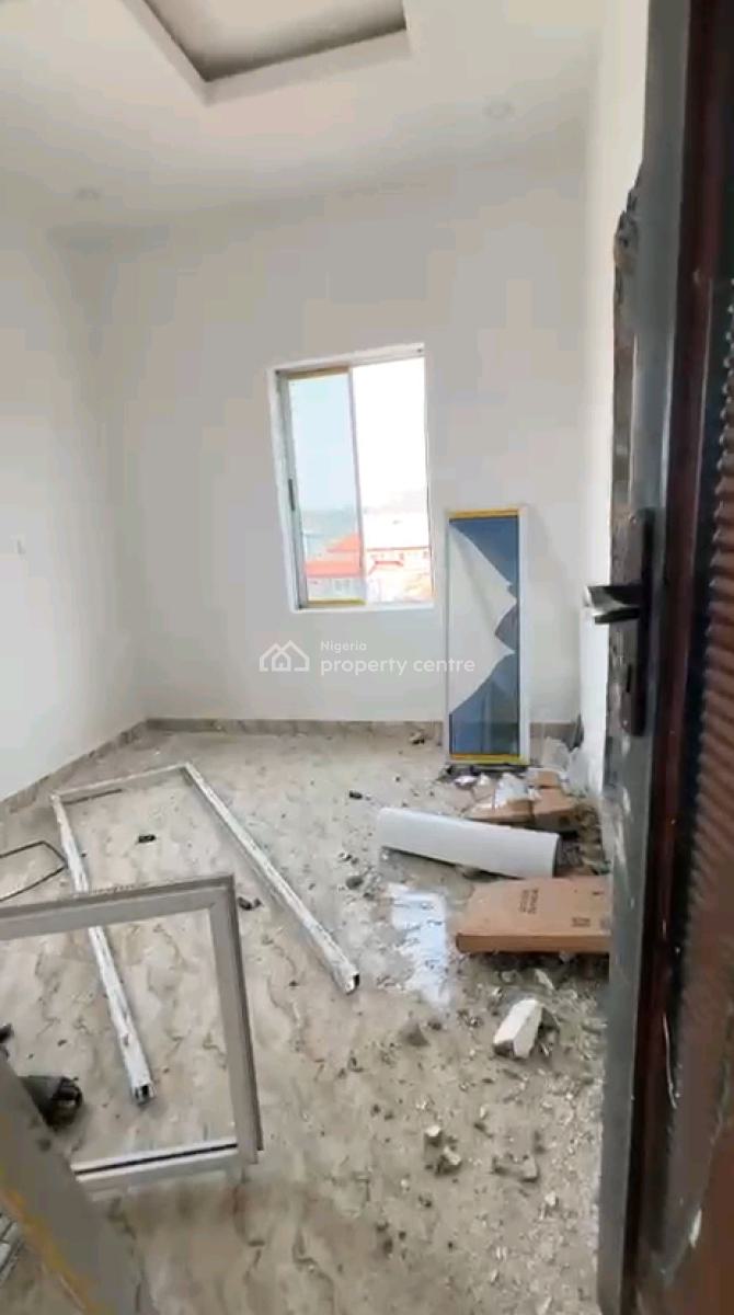 Standard and Spacious Mini Flat, Ladilak, Shomolu, Lagos, Mini Flat (room and Parlour) for Rent