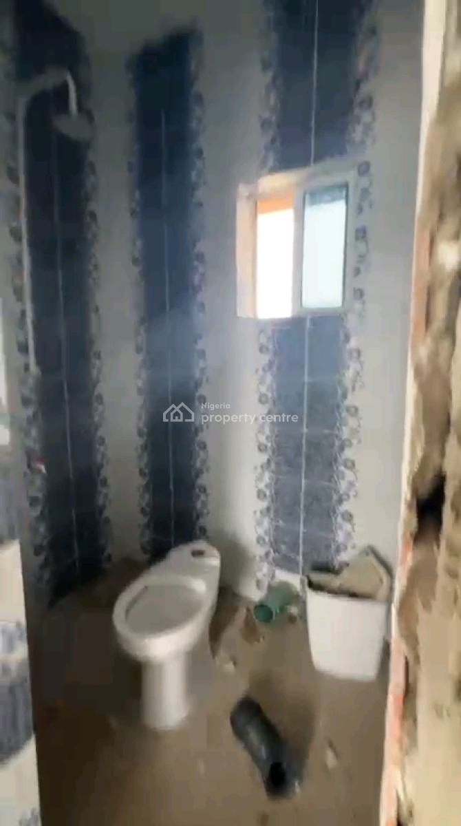 Standard and Spacious Mini Flat, Ladilak, Shomolu, Lagos, Mini Flat (room and Parlour) for Rent