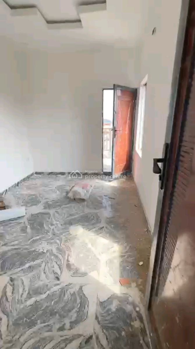 Standard and Spacious Mini Flat, Ladilak, Shomolu, Lagos, Mini Flat (room and Parlour) for Rent