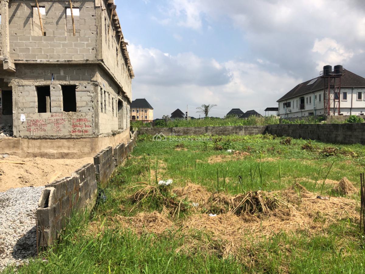 Half Plot of Dry Land, Ago Palace Road, Isolo, Lagos, Residential Land for Sale