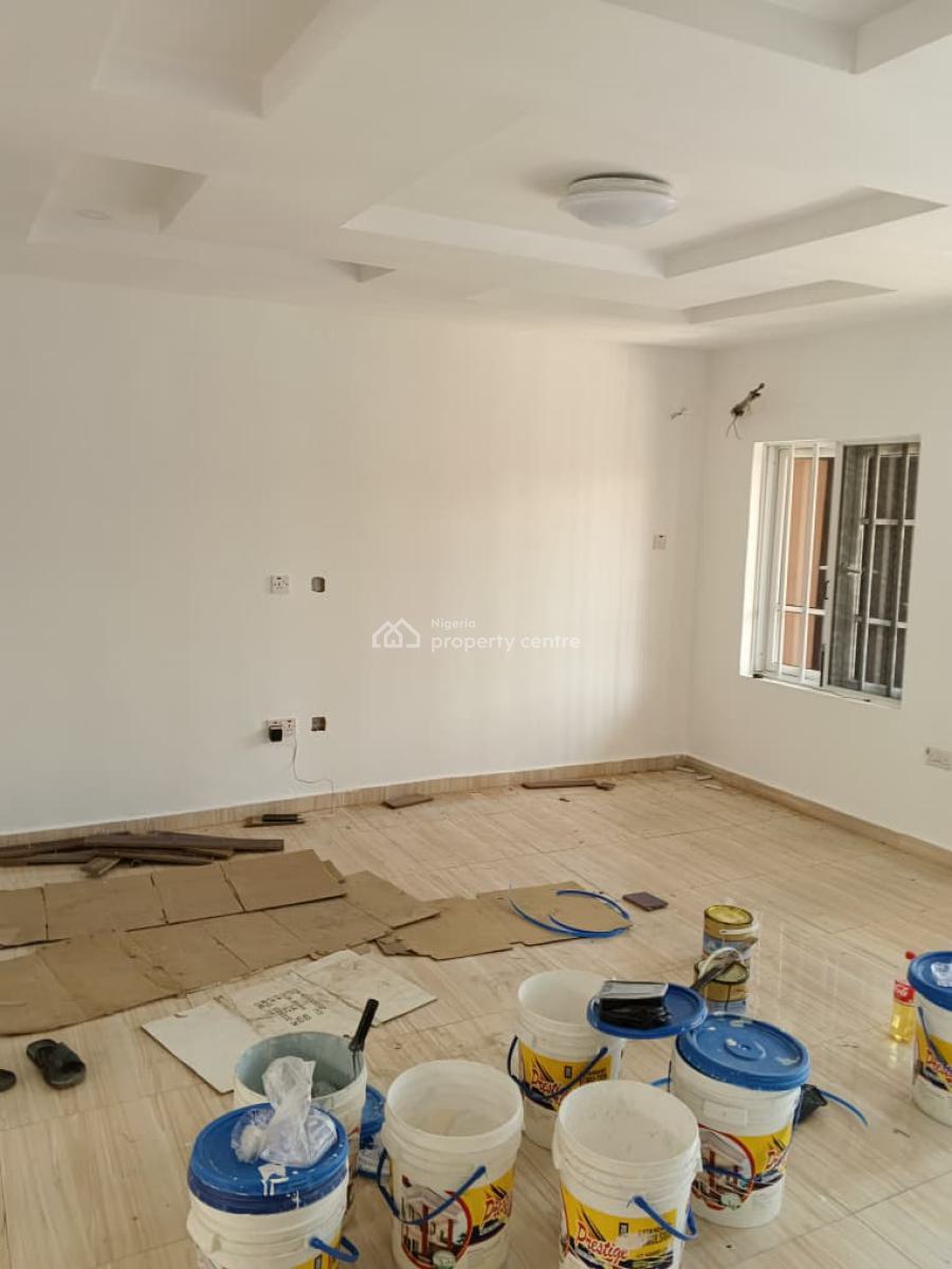 Standard and Spacious 3 Bedroom Flat, Ojodu Berger, Ojodu, Lagos, Flat / Apartment for Rent