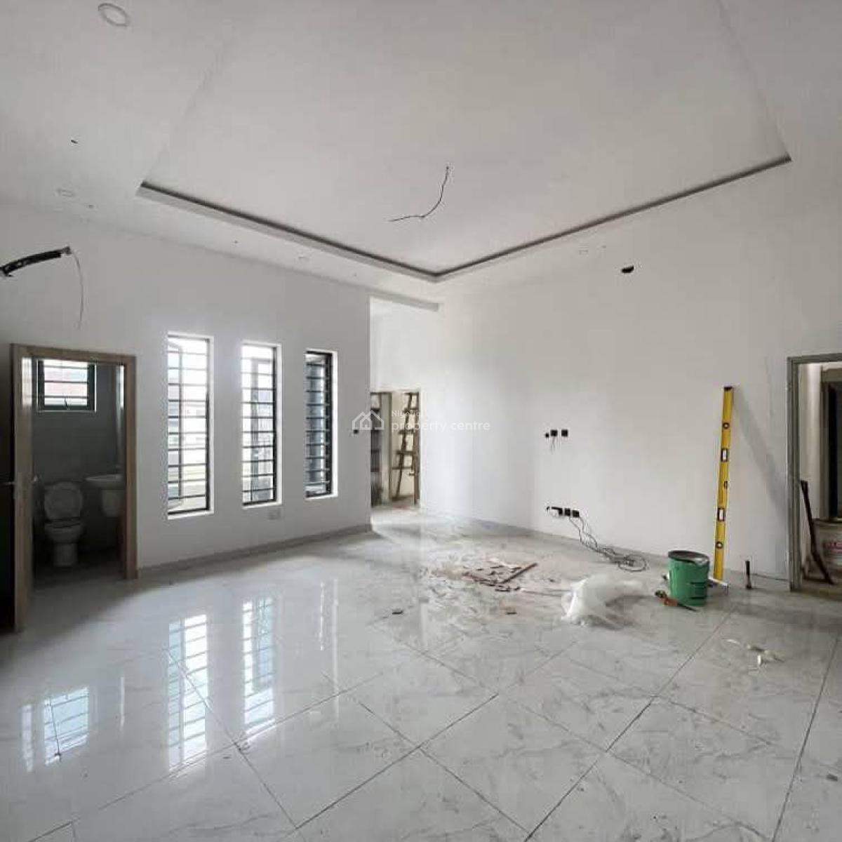 Perfectly Built 3 Bedroom Apartment, Yaba, Lagos, Flat / Apartment for Sale