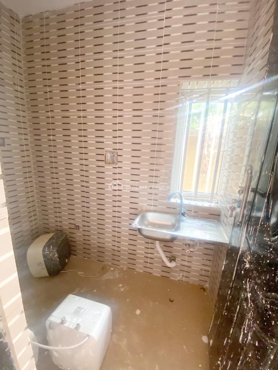 Newly Renovated Room Self Contain, Gra Phase 1, Magodo, Lagos, Self Contain (single Rooms) for Rent