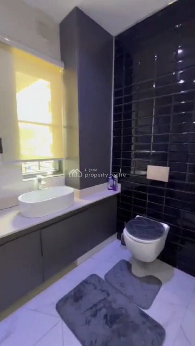 Waterfront Furnished 3bedroom Apartment Upstairs, Banana Island Road, Banana Island, Ikoyi, Lagos, Flat / Apartment for Rent