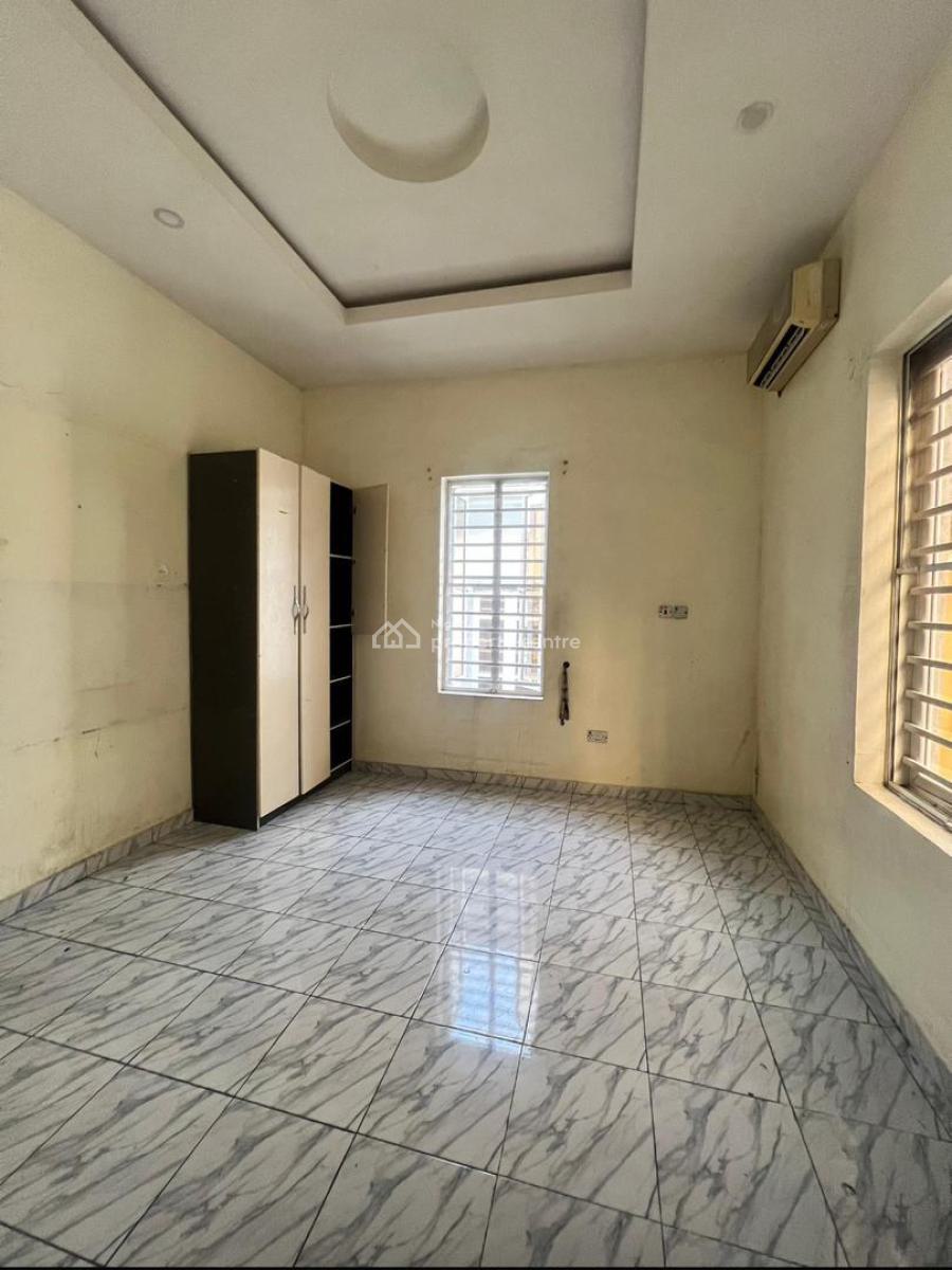 Self Serviced 4 Bedroom Semi Detached Duplex with Bq, Ologolo, Lekki, Lagos, Flat / Apartment for Rent