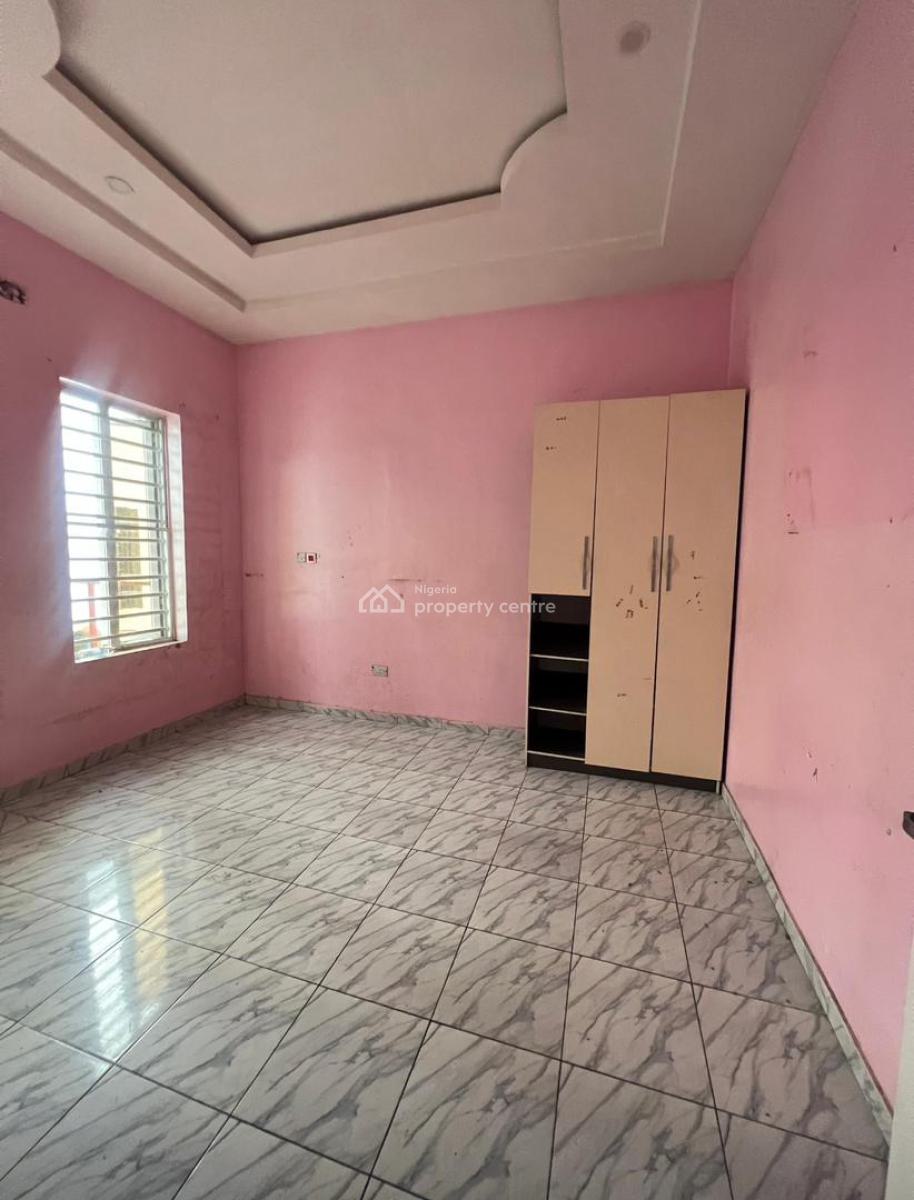 Self Serviced 4 Bedroom Semi Detached Duplex with Bq, Ologolo, Lekki, Lagos, Flat / Apartment for Rent