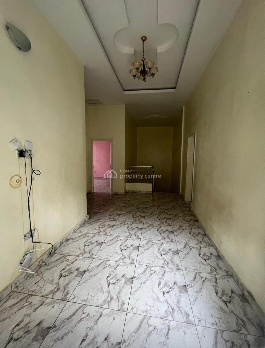 Self Serviced 4 Bedroom Semi Detached Duplex with Bq, Ologolo, Lekki, Lagos, Flat / Apartment for Rent