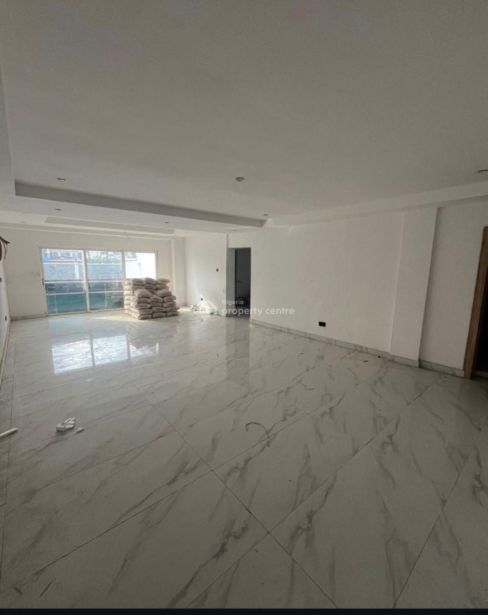 Nicely and Spacious 3 Bedroom Apartment, Ikoyi, Lagos, Flat / Apartment for Sale