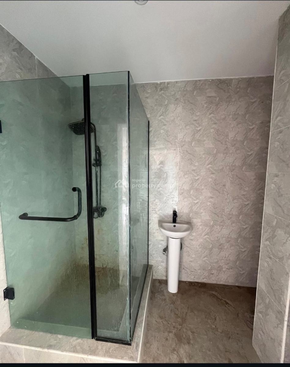 Nicely and Spacious 3 Bedroom Apartment, Ikoyi, Lagos, Flat / Apartment for Sale