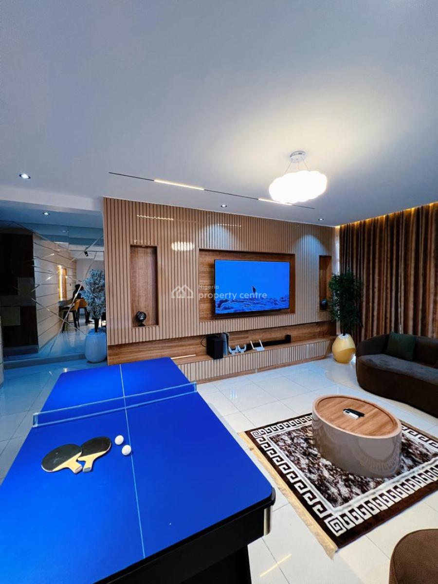 One Bedroom Apartment with Ps5 and Gym, Lekki Phase 1, Lekki, Lagos, Flat / Apartment Short Let