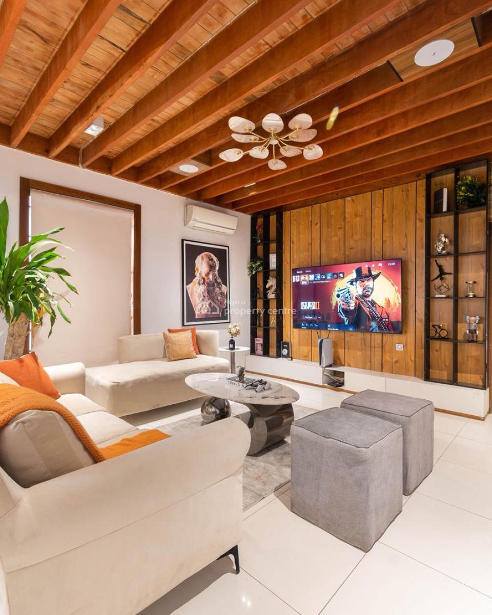 Exquisite 2 Bedroom Maisonette with Pool, Admiralty Way, Lekki Phase 1, Lekki, Lagos, House Short Let