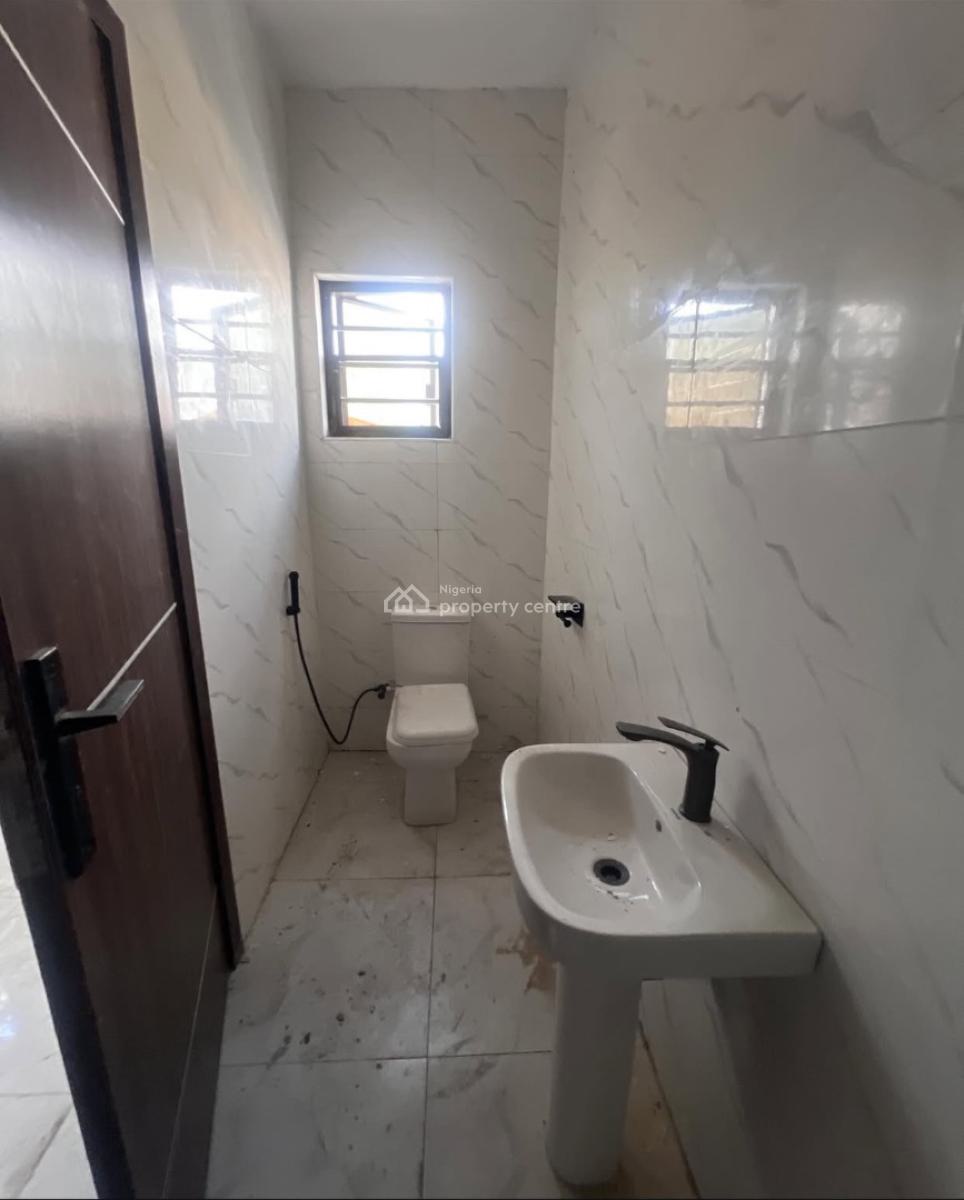 2 Bedroom Apartment, Igbo Efon, Lekki, Lagos, Flat / Apartment for Sale