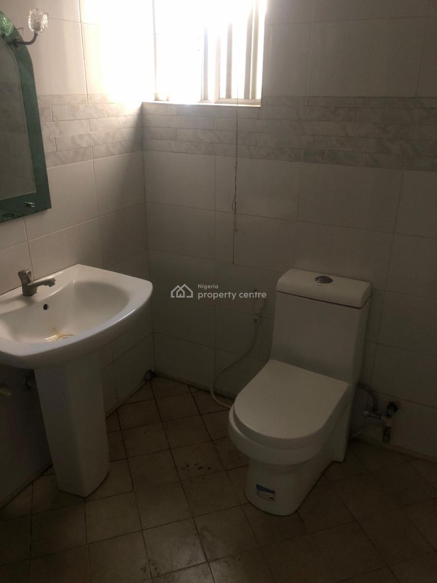 4 Bedroom Terrace Duplex with Bq, Osapa, Lekki, Lagos, Terraced Duplex for Rent