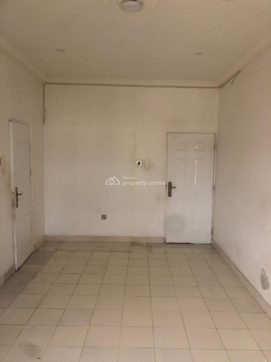 4 Bedroom Terrace Duplex with Bq, Osapa, Lekki, Lagos, Terraced Duplex for Rent