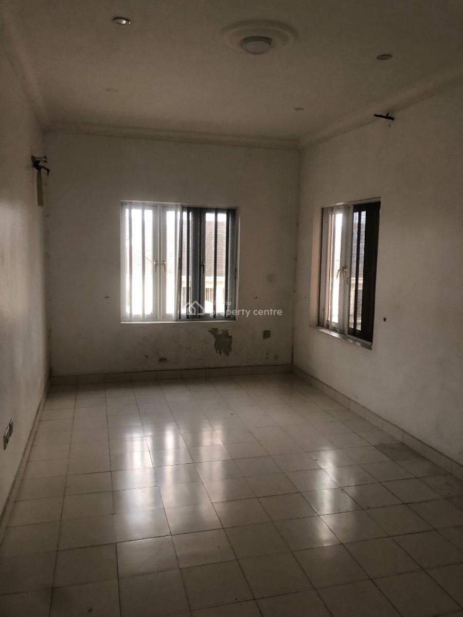 4 Bedroom Terrace Duplex with Bq, Osapa, Lekki, Lagos, Terraced Duplex for Rent