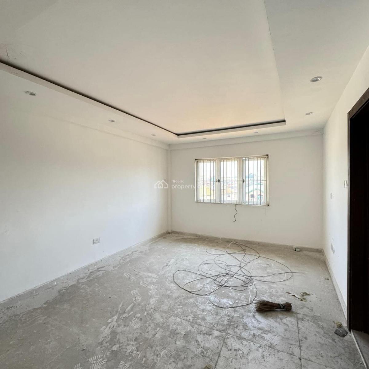 Lovely 3bedroom Apartment in a Serene Environment, Surulere, Lagos, Flat / Apartment for Sale