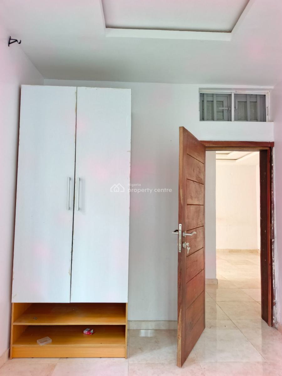 Smart Spacious Conducive Mini Flat (room and Parlor), at Ogombo Abraham Adesanya Axis, Ajah, Lagos, Mini Flat (room and Parlour) for Rent