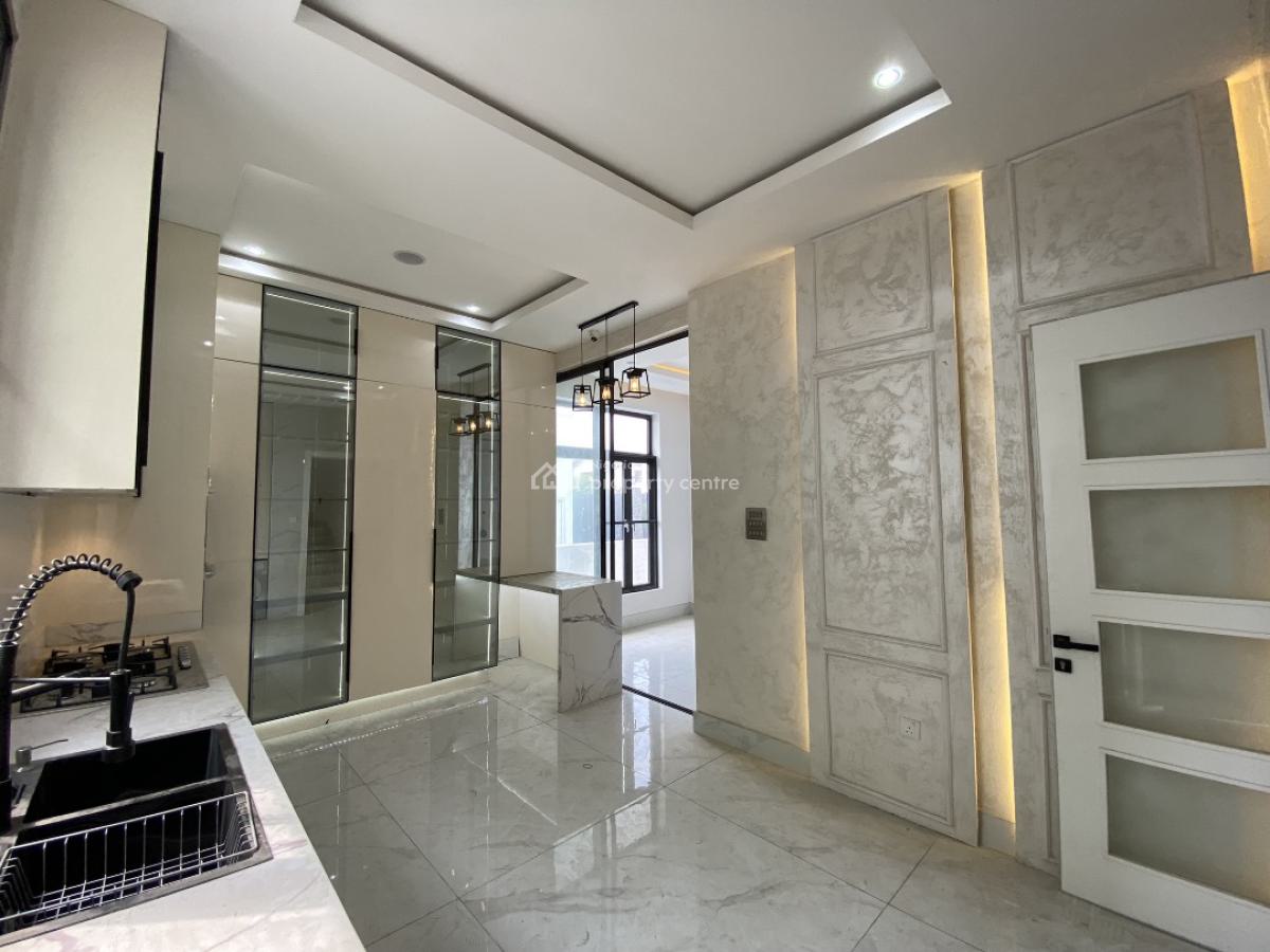 4-bedroom Detached House with Private Car Park and Bq, Lekki Phase 1, Lekki, Lagos, Detached Duplex for Sale