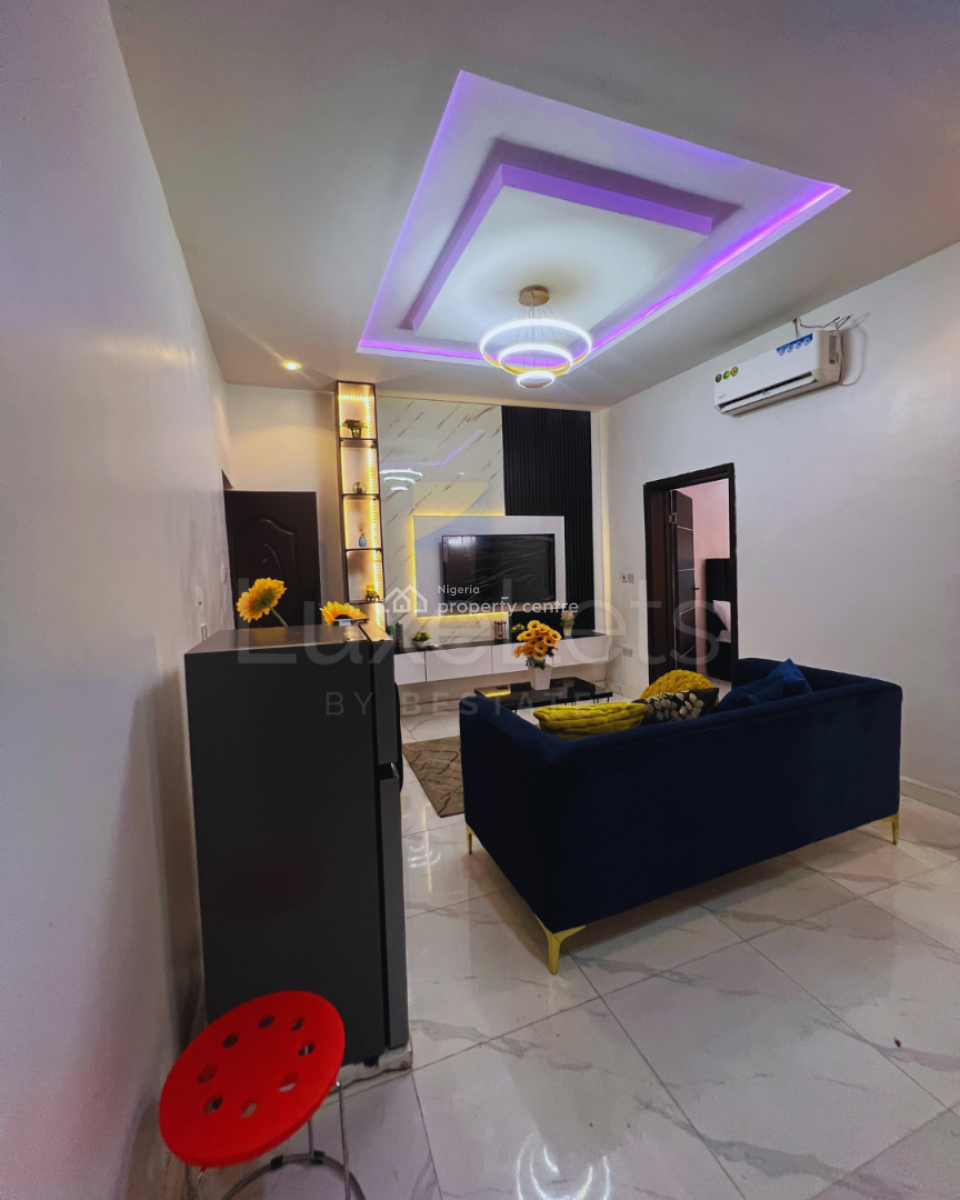 1 Bedroom Luxury Apartment Is Tasteful Furnishing, Surulere, Lagos, Flat / Apartment Short Let