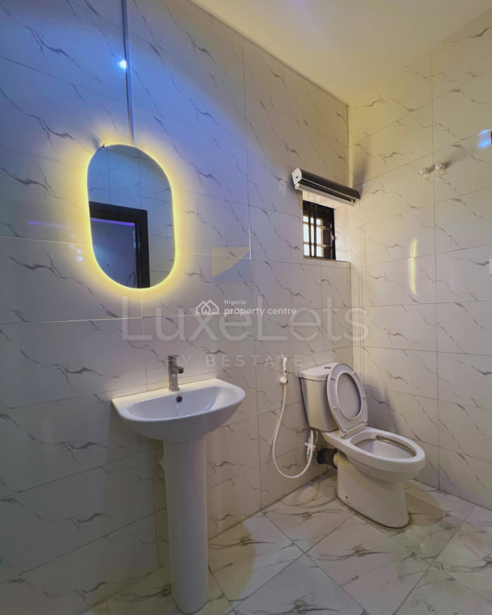 1 Bedroom Luxury Apartment Is Tasteful Furnishing, Surulere, Lagos, Flat / Apartment Short Let