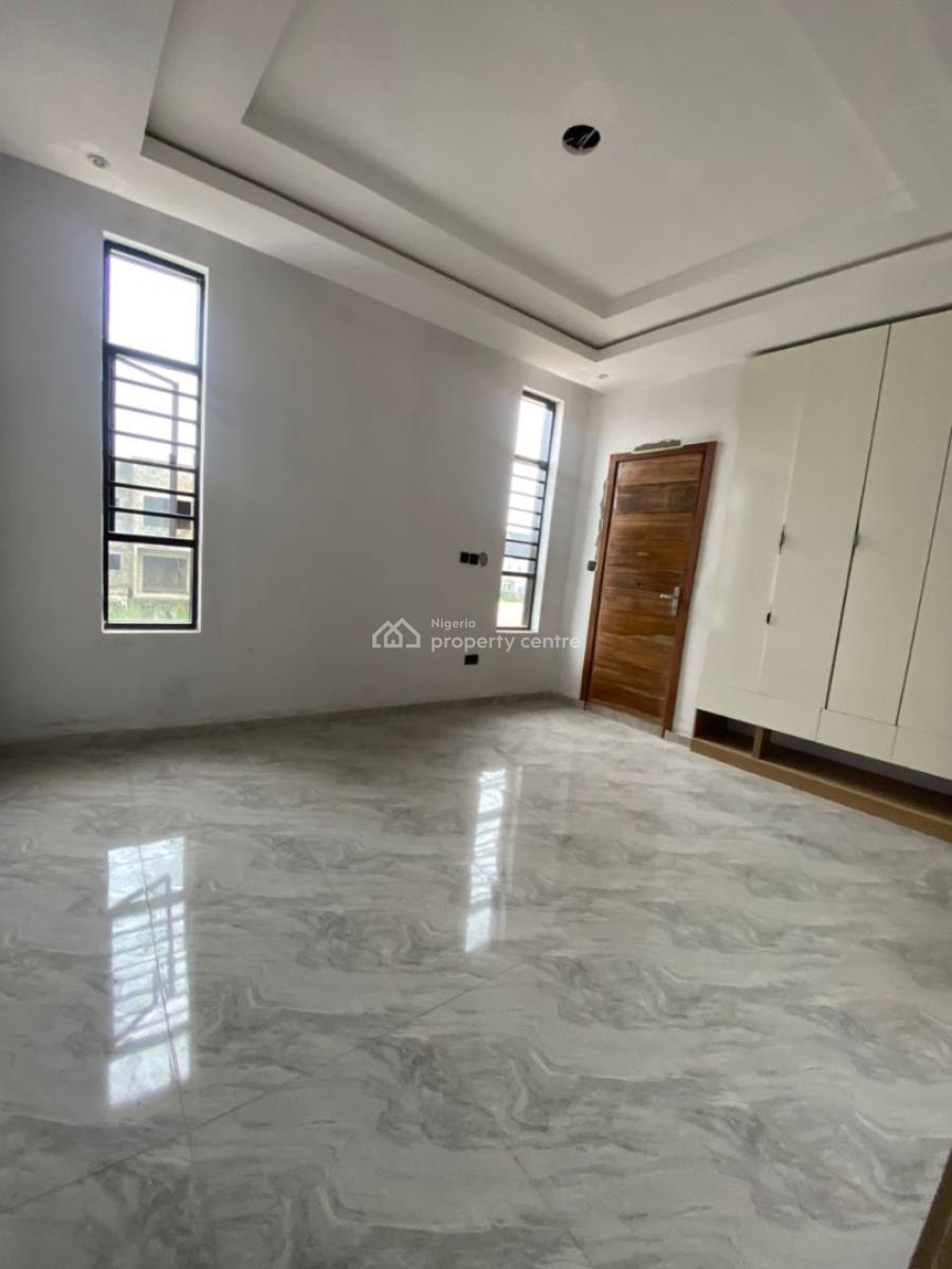 Luxury and Spacious 2 Bedroom Apartment, Ikota, Lekki, Lagos, Flat / Apartment for Sale