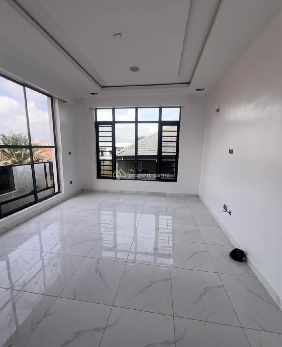 2 Bedroom Apartment, Ologolo, Lekki, Lagos, Flat / Apartment for Sale