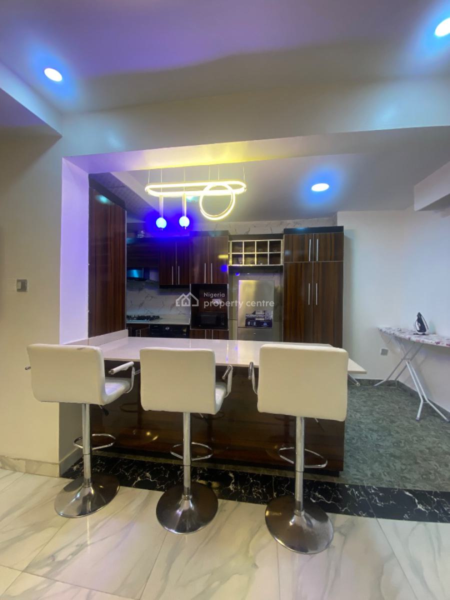 Distress Fully Furnished 3 Bedroom Apartment, New Road, Lekki, Lagos, Flat / Apartment for Sale