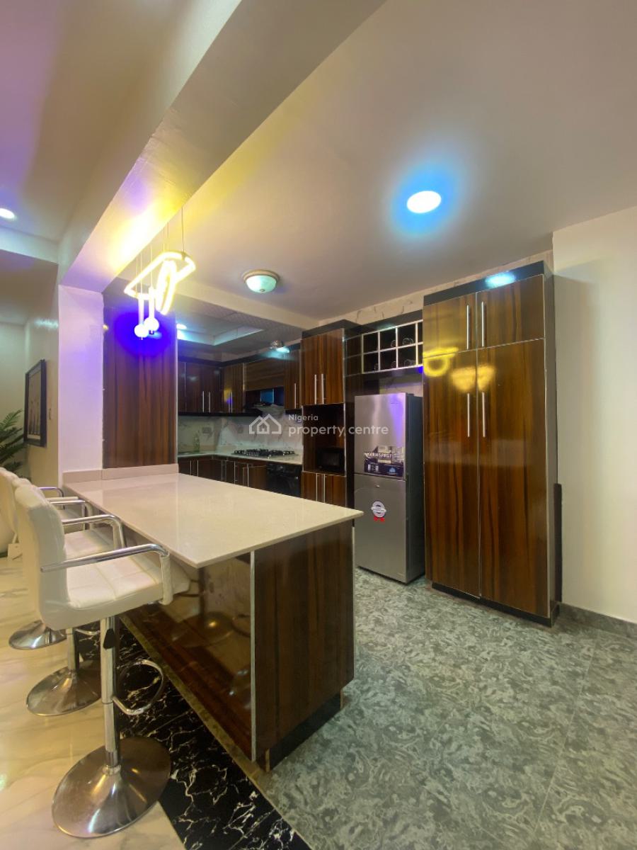 Distress Fully Furnished 3 Bedroom Apartment, New Road, Lekki, Lagos, Flat / Apartment for Sale