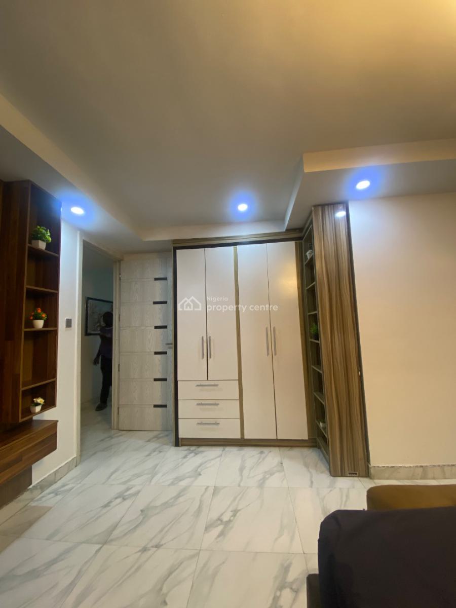 Distress Fully Furnished 3 Bedroom Apartment, New Road, Lekki, Lagos, Flat / Apartment for Sale