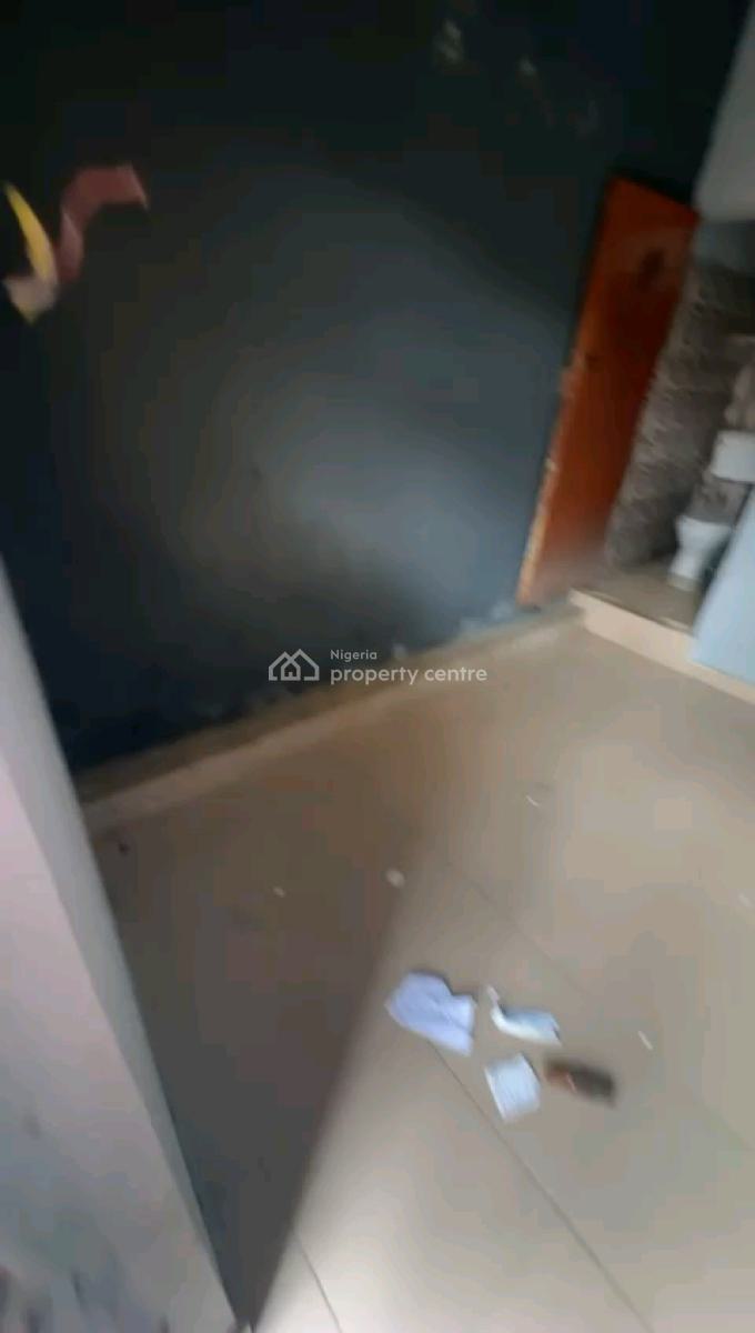 Standard and Spacious Room Self Contained, Mushin, Lagos, Self Contain (single Rooms) for Rent