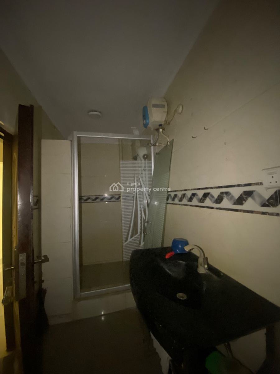3 Bedroom Apartment, New Road, Lekki, Lagos, Flat / Apartment for Rent