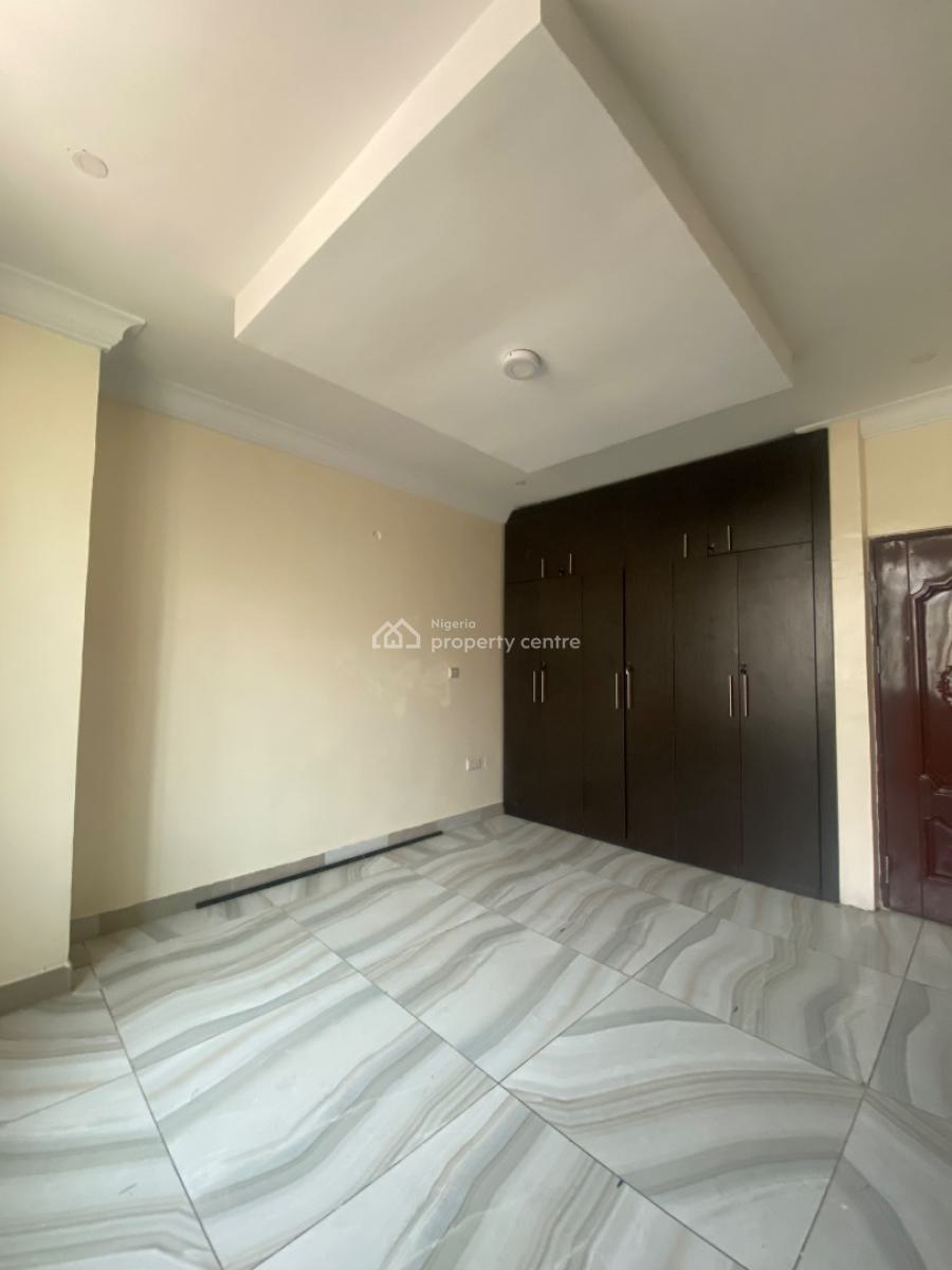 3 Bedroom Apartment, New Road, Lekki, Lagos, Flat / Apartment for Rent