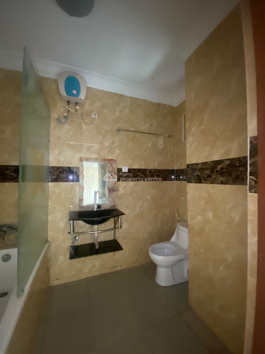 3 Bedroom Apartment, New Road, Lekki, Lagos, Flat / Apartment for Rent