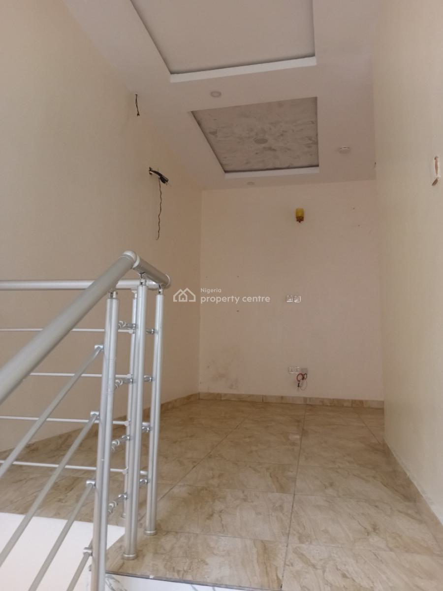 Bedazzled 4-bedroom Terraced Duplex, Orchid Road, Lekki, Lagos, Terraced Duplex for Rent