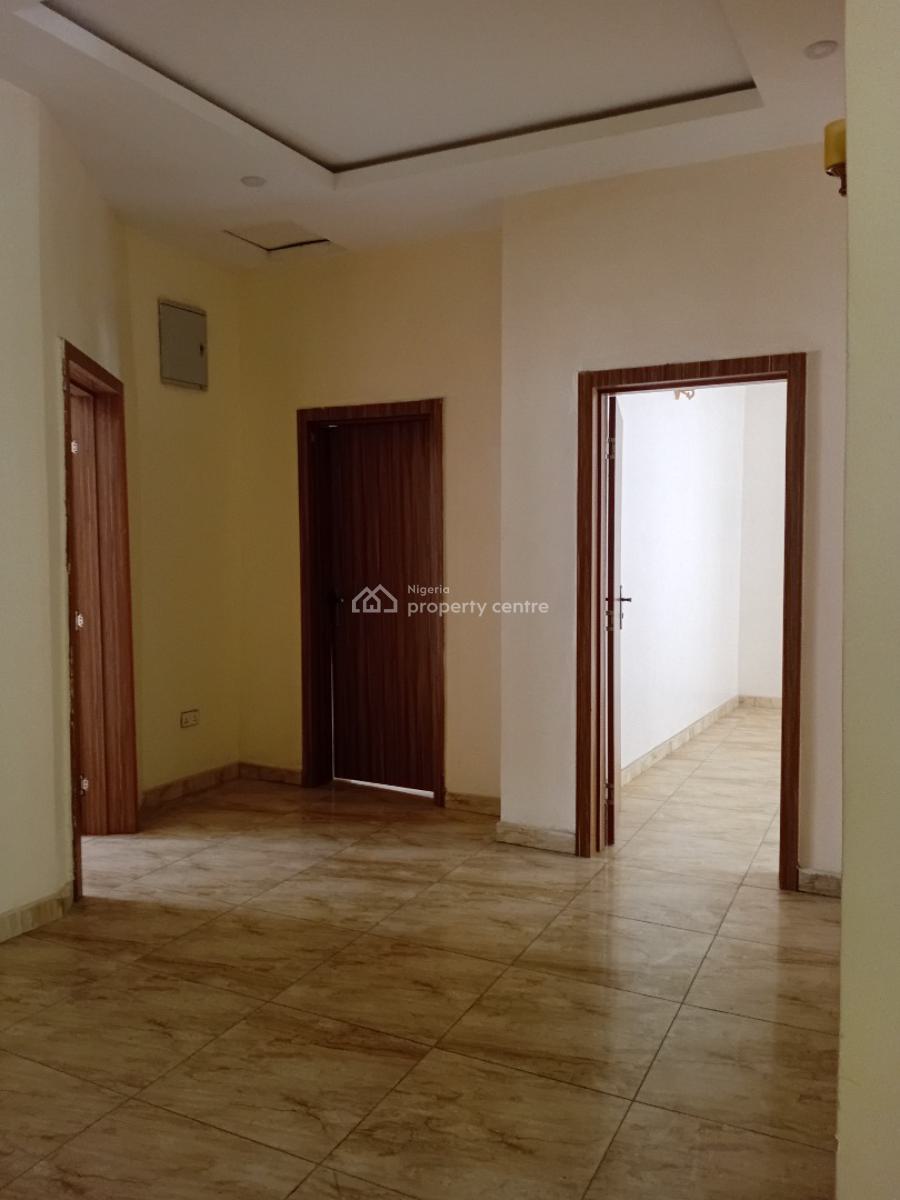 Bedazzled 4-bedroom Terraced Duplex, Orchid Road, Lekki, Lagos, Terraced Duplex for Rent