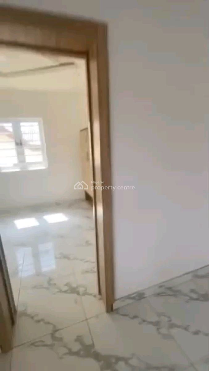 Newly Built and Spacious 2 Bedroom Flat, Adekunle, Yaba, Lagos, Flat / Apartment for Rent