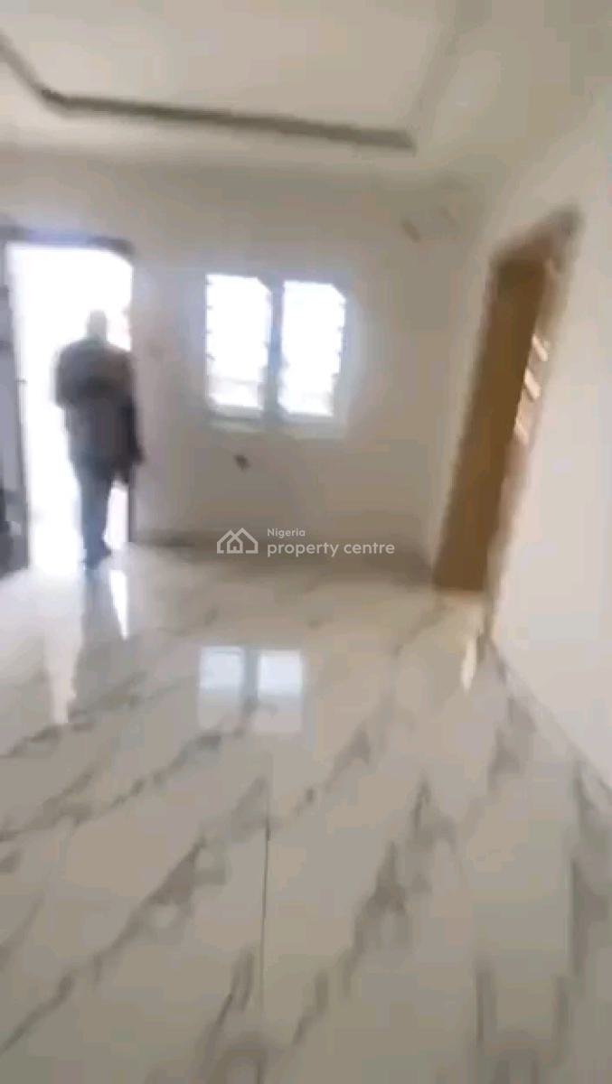 Newly Built and Spacious 2 Bedroom Flat, Adekunle, Yaba, Lagos, Flat / Apartment for Rent