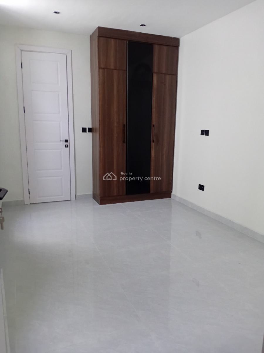 Dazzling Fully Detached  5-bedroom Duplex, Orchid Road, Lekki, Lagos, Detached Bungalow for Sale