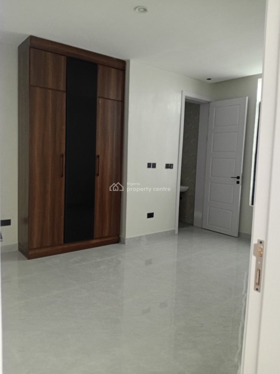 Dazzling Fully Detached  5-bedroom Duplex, Orchid Road, Lekki, Lagos, Detached Bungalow for Sale