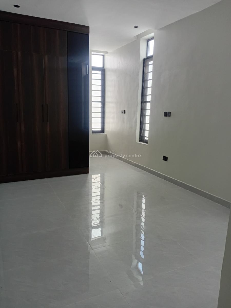Dazzling Fully Detached  5-bedroom Duplex, Orchid Road, Lekki, Lagos, Detached Bungalow for Sale