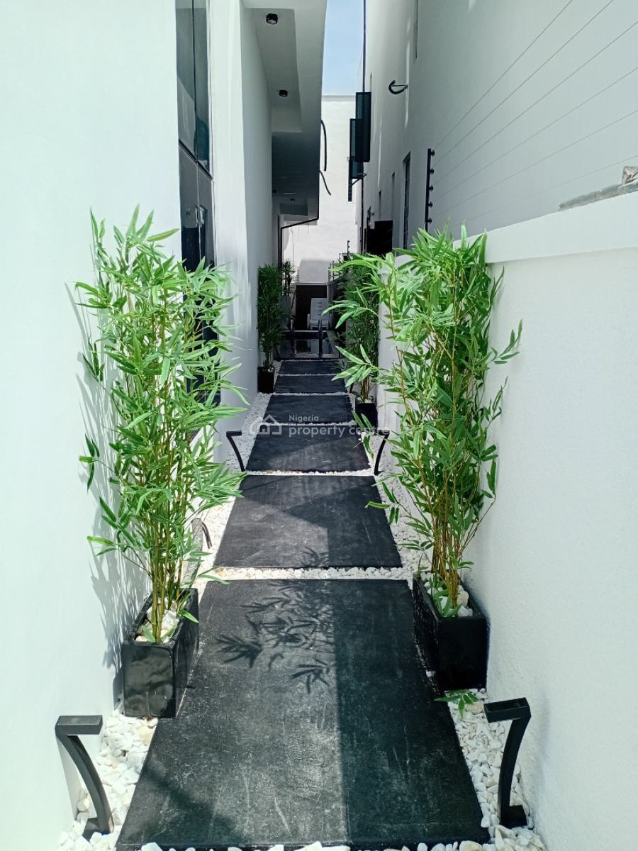 Dazzling Fully Detached  5-bedroom Duplex, Orchid Road, Lekki, Lagos, Detached Bungalow for Sale