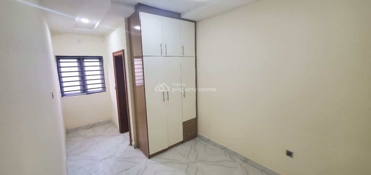 4-bedroom Terrace Duplex, 6th Avenue, Gwarinpa, Abuja, Terraced Duplex for Sale