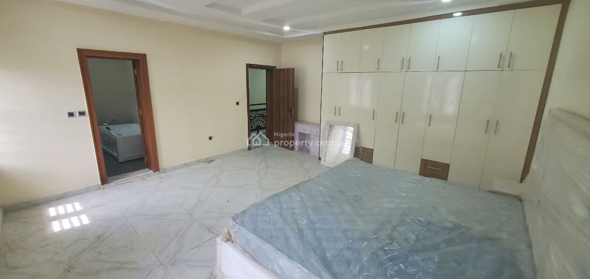 4-bedroom Terrace Duplex, 6th Avenue, Gwarinpa, Abuja, Terraced Duplex for Sale