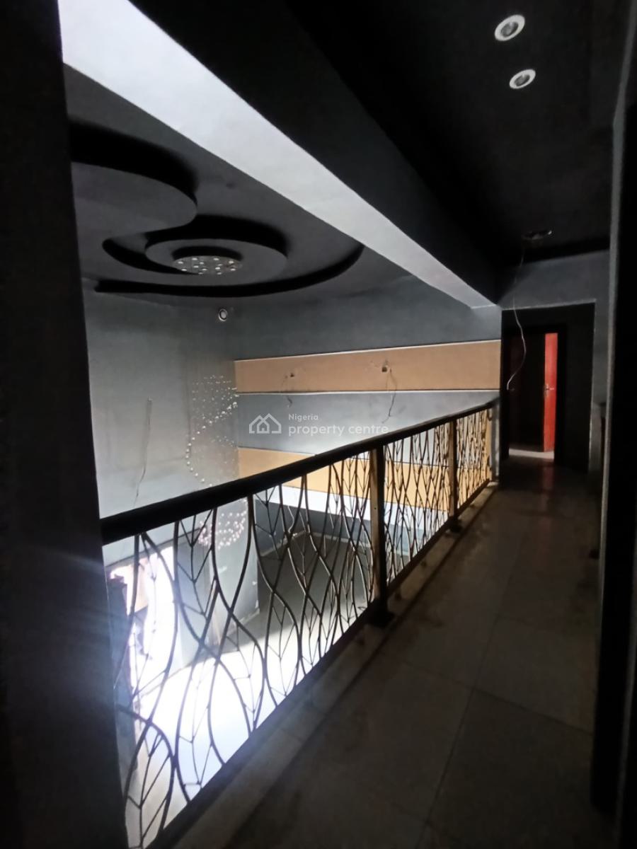 Well-maintained and Spacious Commercial Property, Ikoyi, Lagos, Commercial Property for Rent