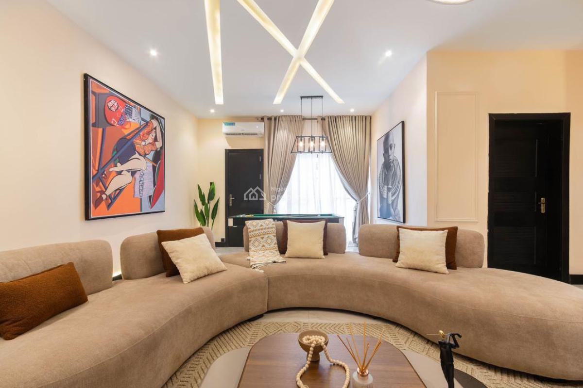 Luxury Cozy 2 Bedroom Furnished & Service Apartment, Off Freedom Way, Lekki Phase 1, Lekki, Lagos, Flat / Apartment Short Let