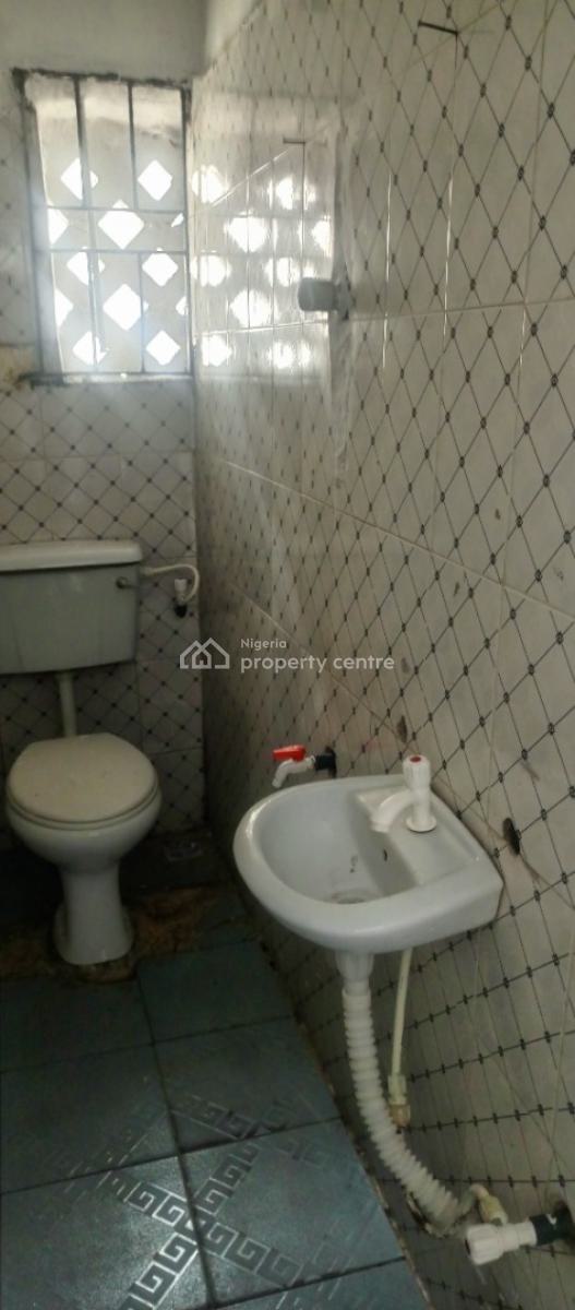 Standard Room and Parlor with Pop in an Estate Close to The Road, Bogije, Ibeju Lekki, Lagos, Mini Flat (room and Parlour) for Rent