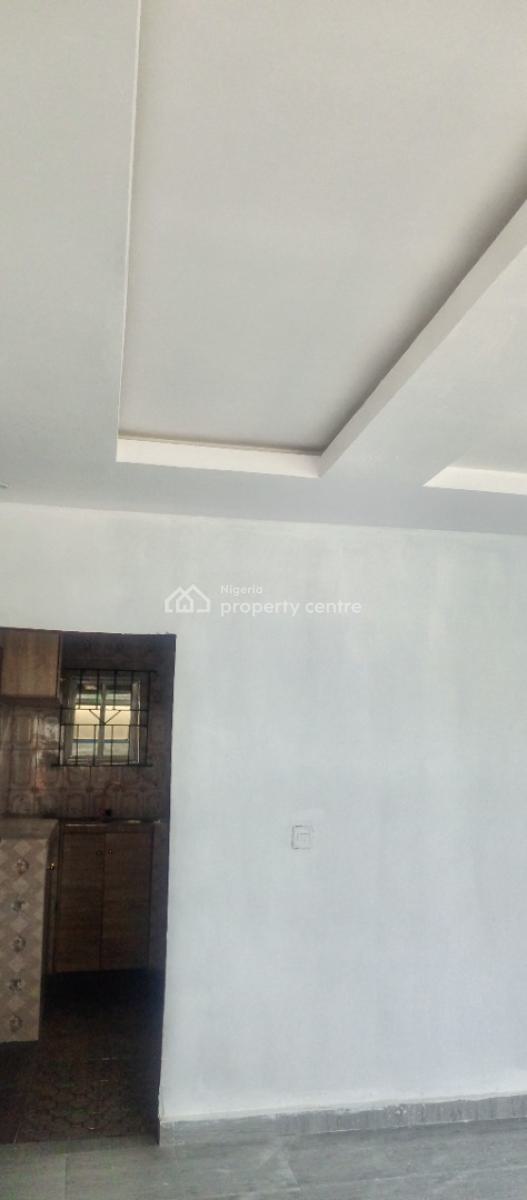 Standard Room and Parlor with Pop in an Estate Close to The Road, Bogije, Ibeju Lekki, Lagos, Mini Flat (room and Parlour) for Rent